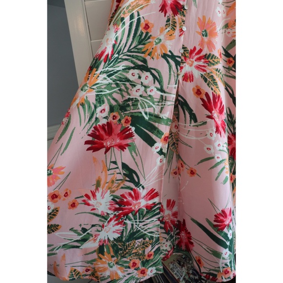 Cute midi floral dress! - Picture 4 of 6